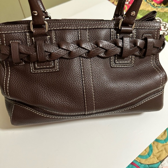 Coach leather sought after pebbled leather should bag purse - Picture 10 of 10